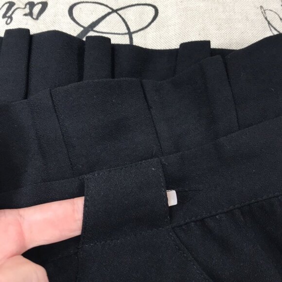 Cupcakes And Cashmere Paperbag Pants - Picture 6 of 13